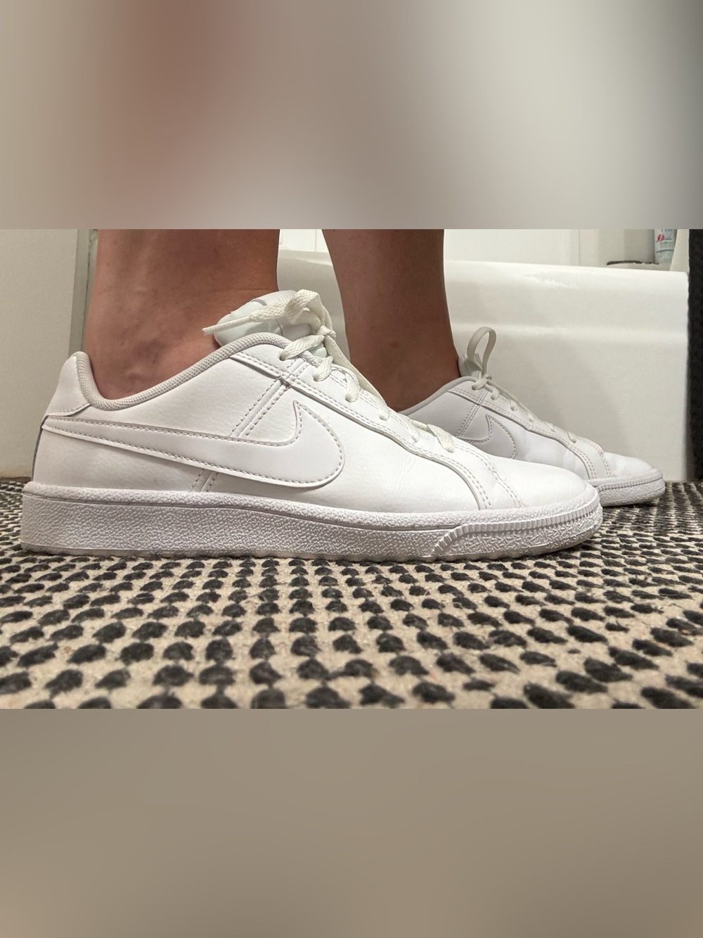 White Nike’s
